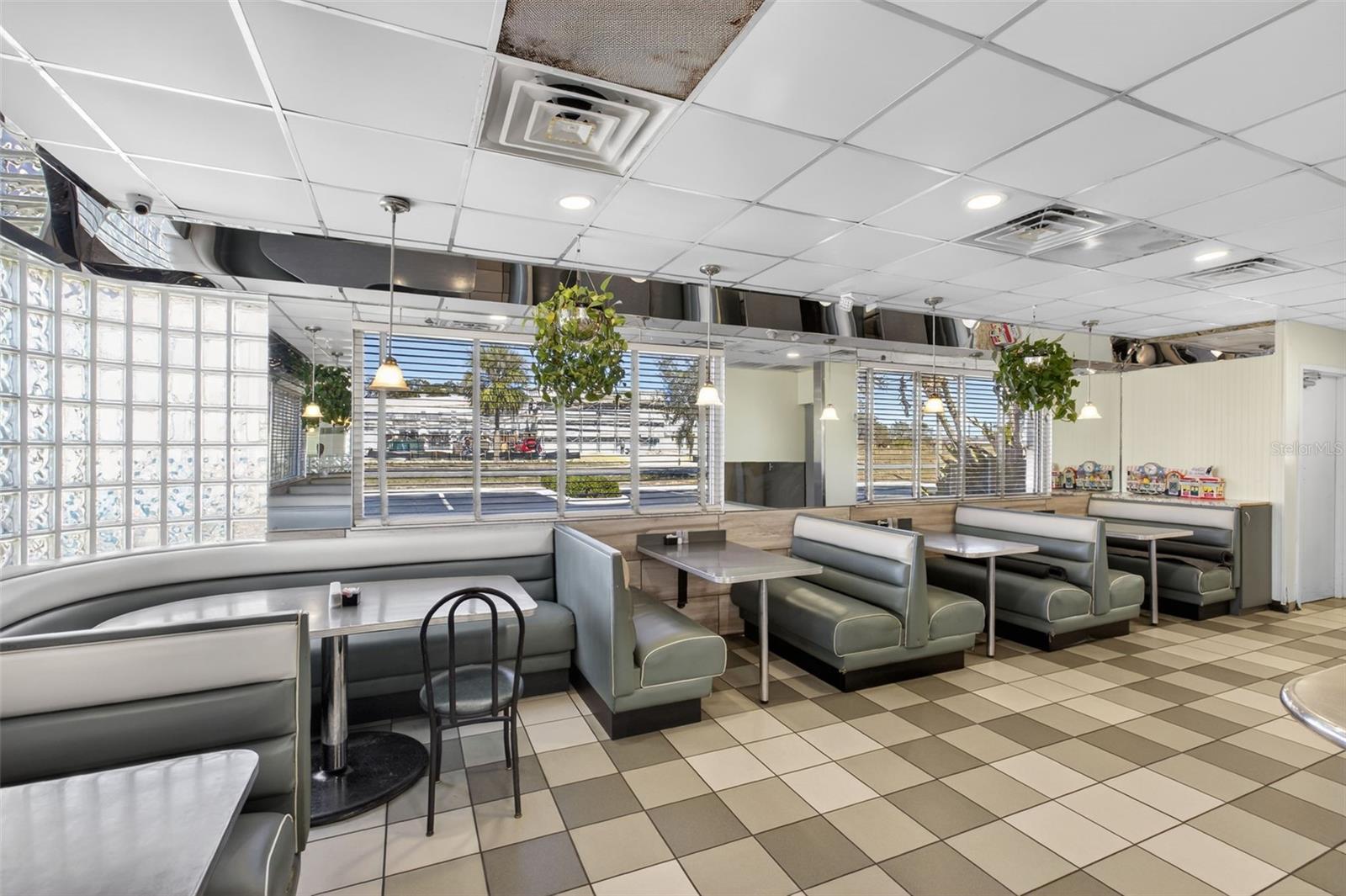 VAN VILLA SUB - Commercial Sale