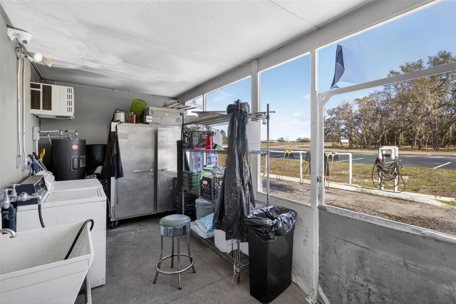 VAN VILLA SUB - Commercial Sale