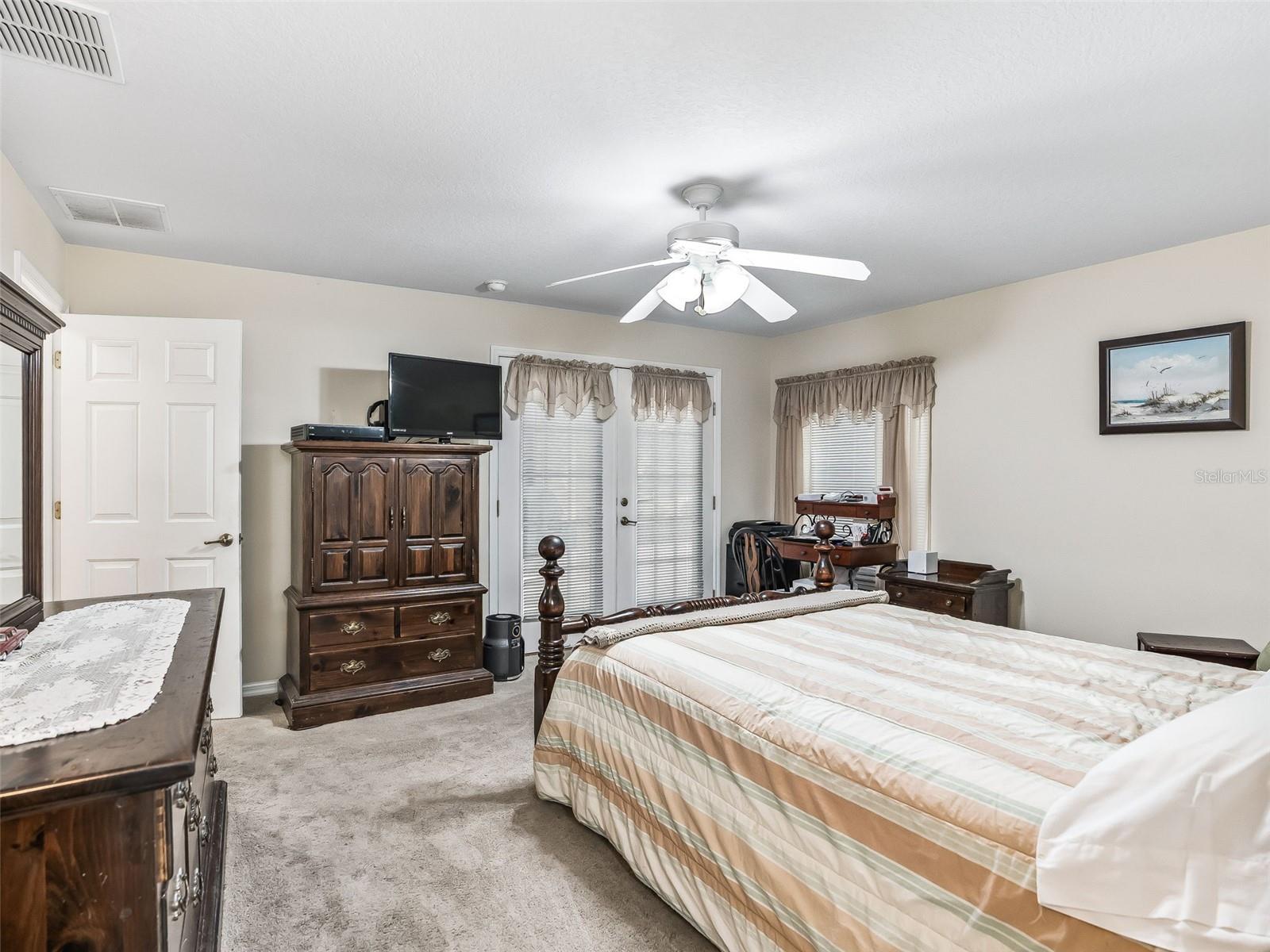 STEEPLECHASE FARMS - Residential