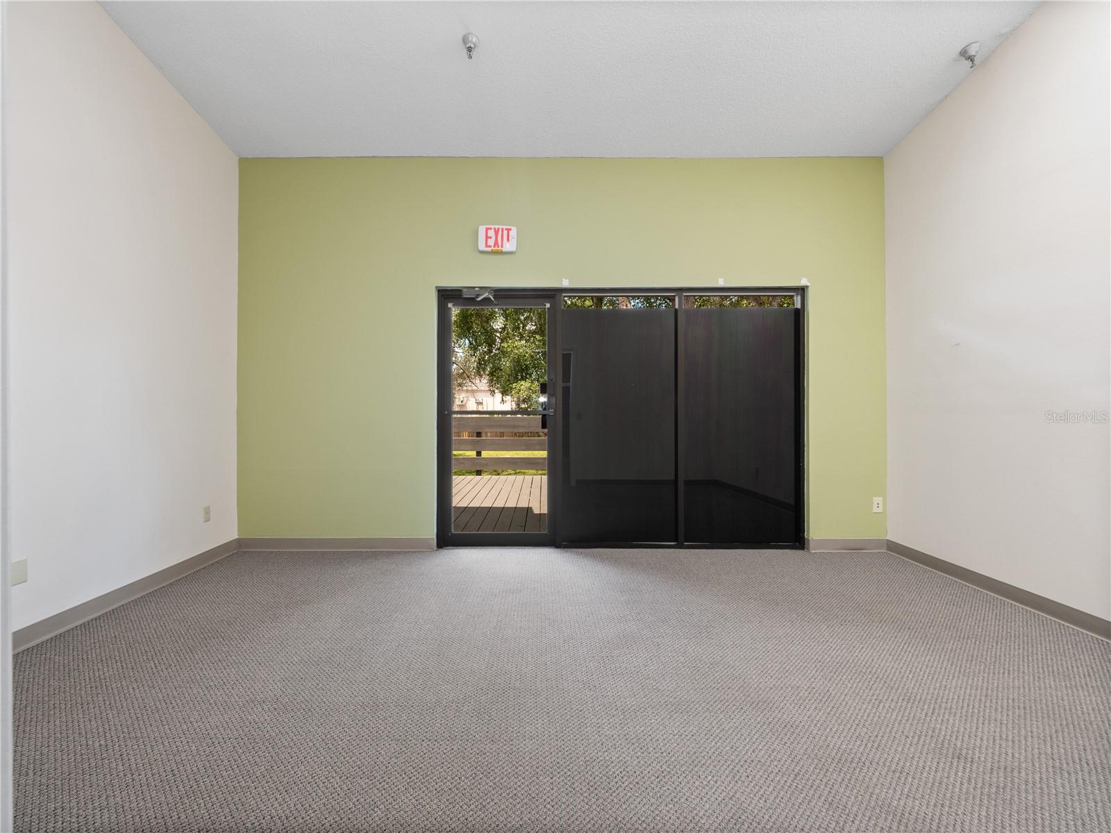 PRESCOTT OFFICE SITE - Commercial Lease