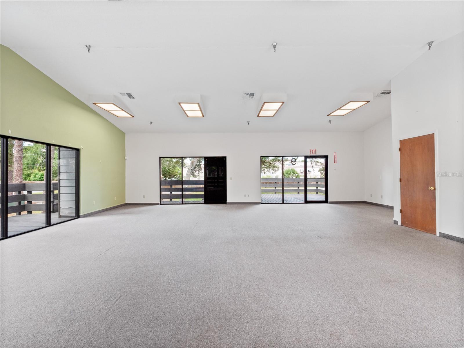 PRESCOTT OFFICE SITE - Commercial Lease