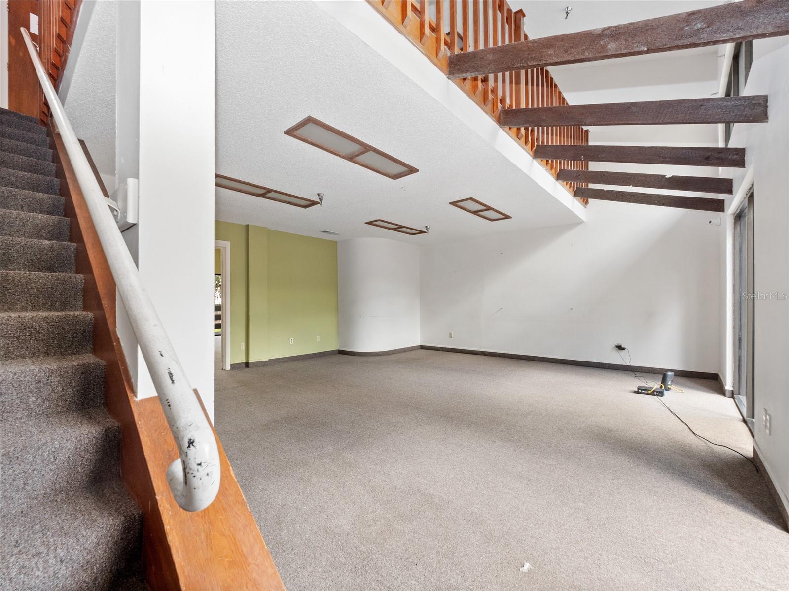 PRESCOTT OFFICE SITE - Commercial Lease