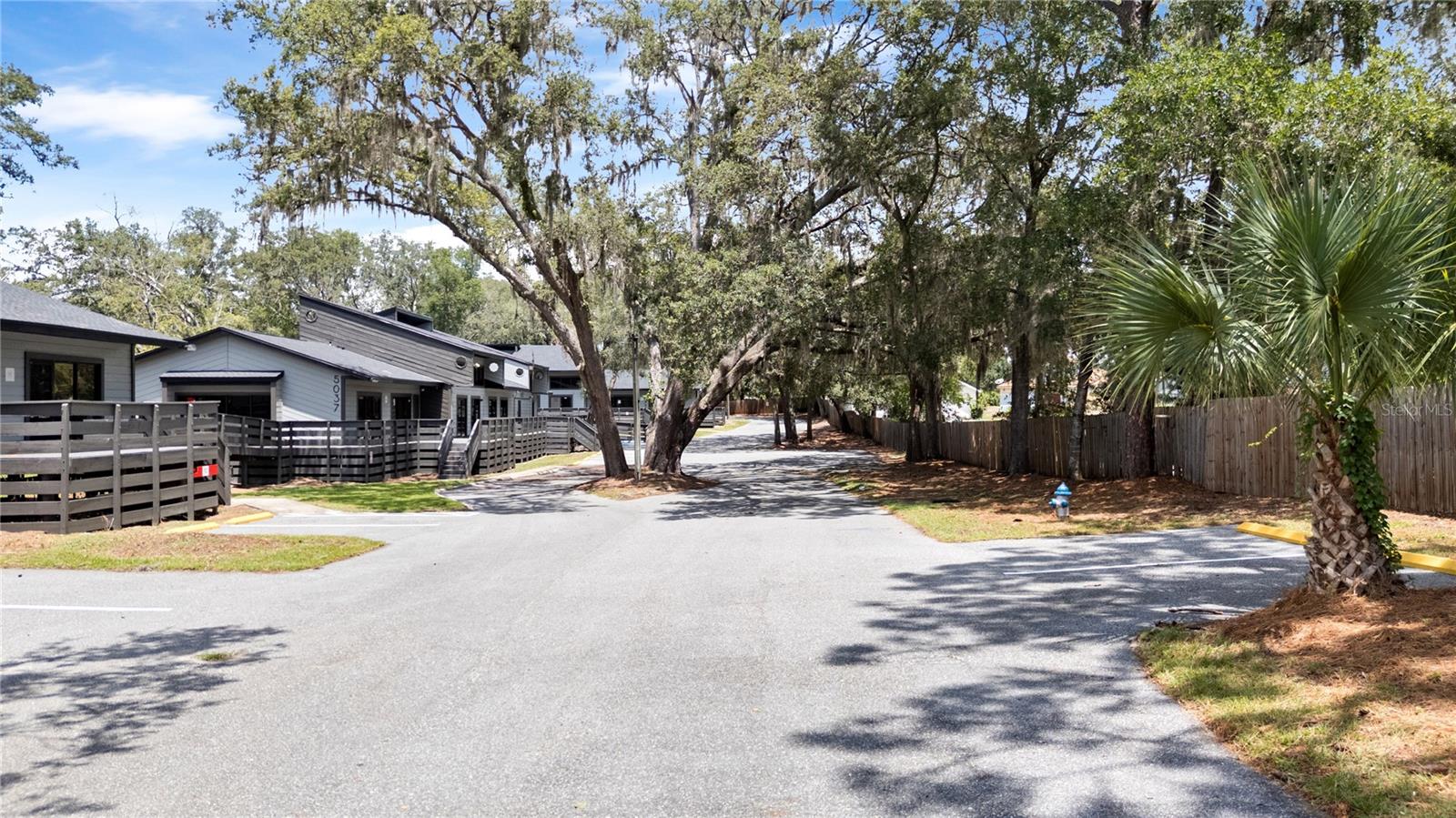 PRESCOTT OFFICE SITE - Commercial Lease