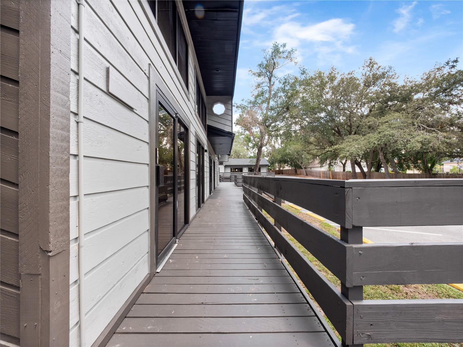 PRESCOTT OFFICE SITE - Commercial Lease