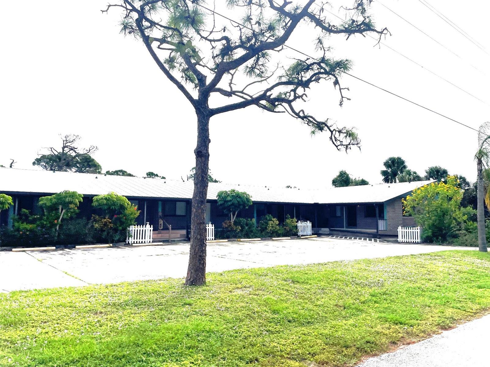 NAVIGATORS REST - Residential