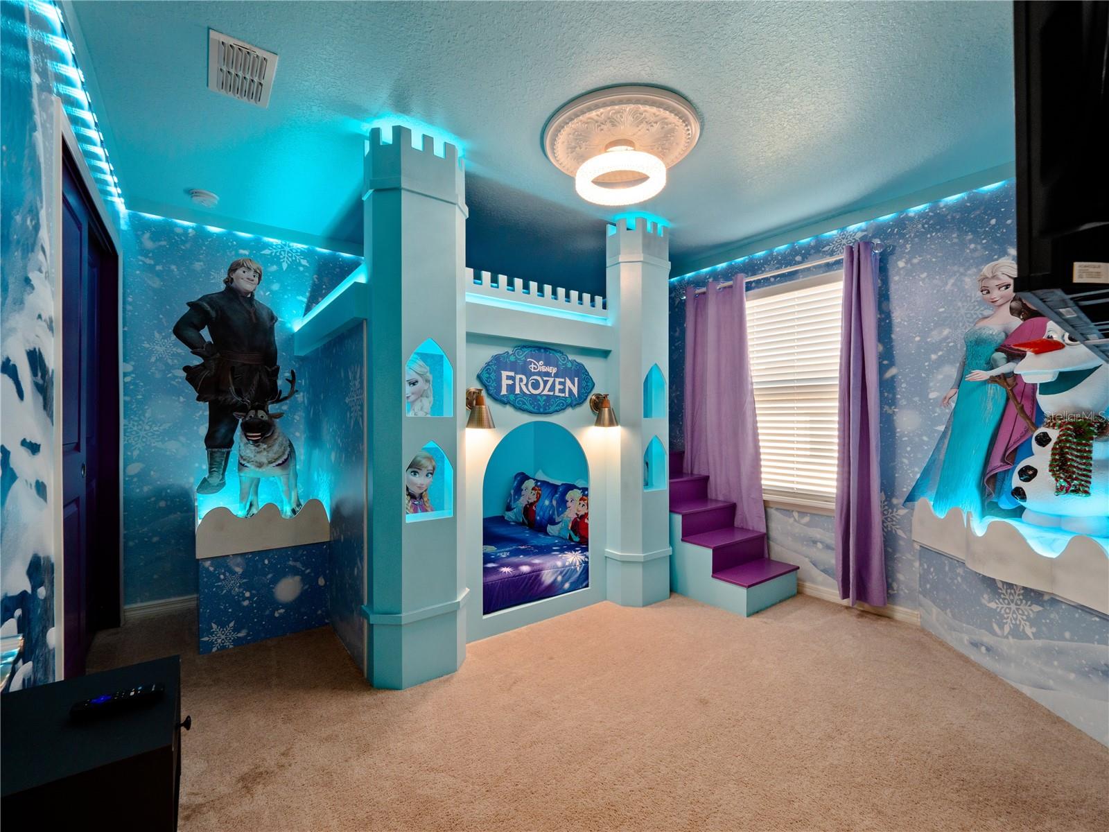 WINDSOR ISLAND RESIDENCE PH 2A - Residential