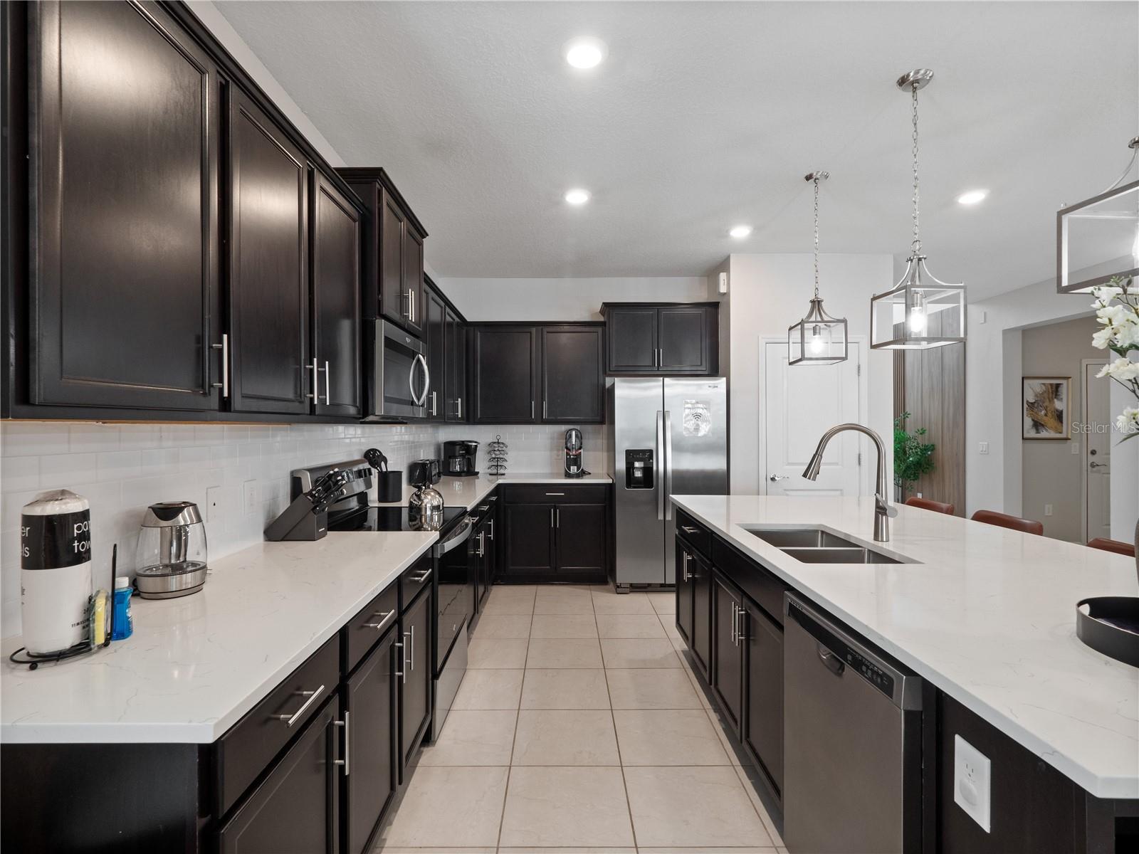 WINDSOR ISLAND RESIDENCE PH 2A - Residential