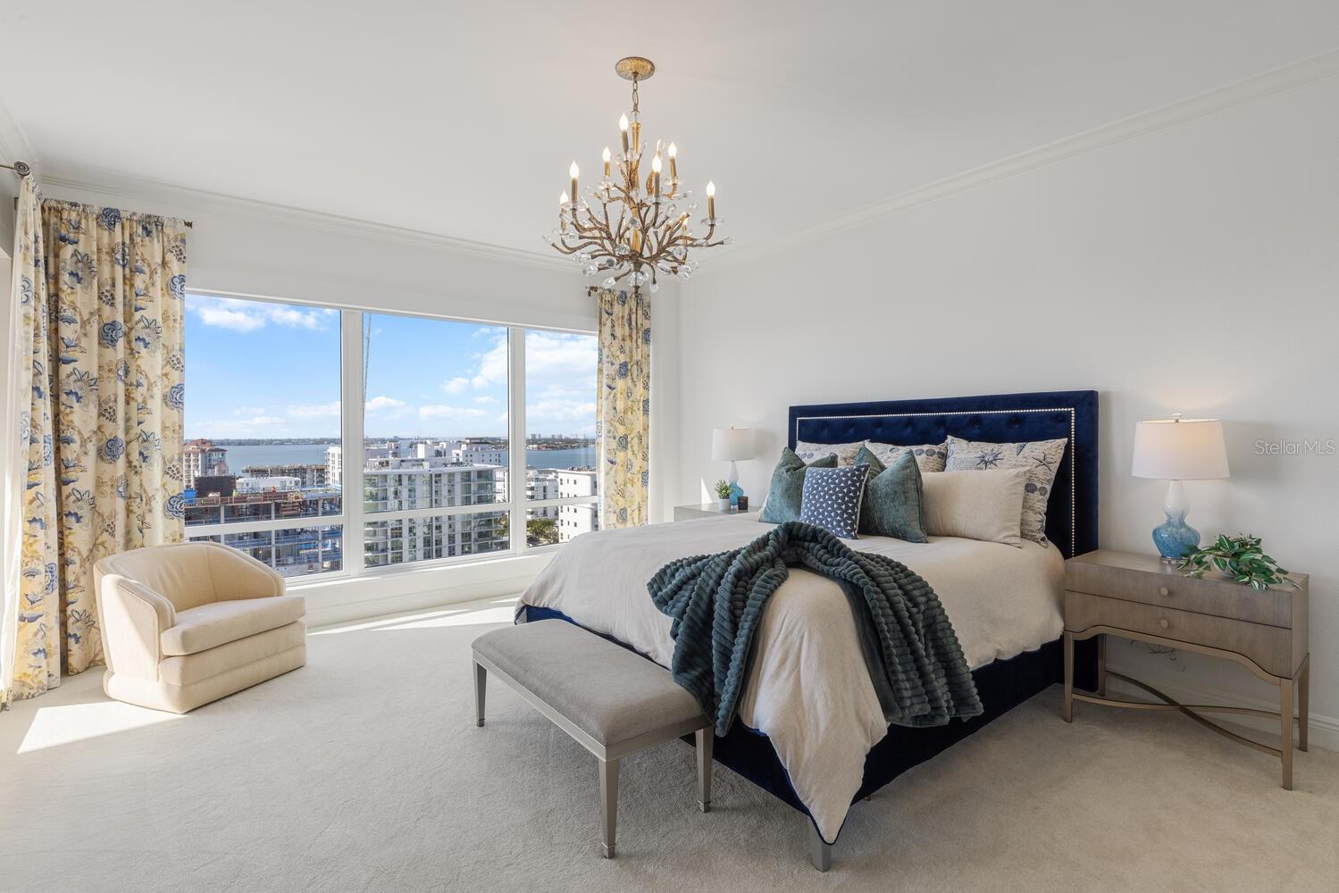 THE TOWER RESIDENCES - Residential