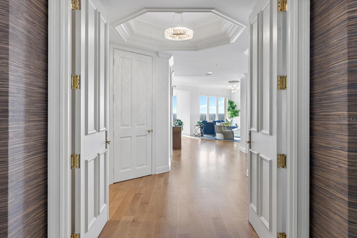 THE TOWER RESIDENCES - Residential