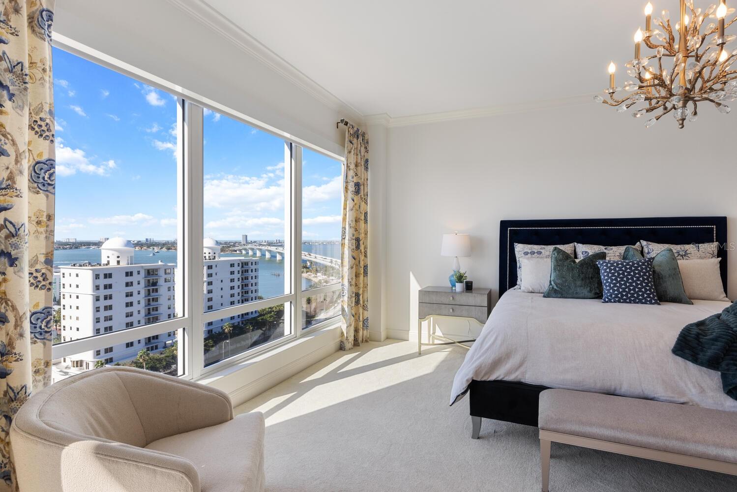 THE TOWER RESIDENCES - Residential