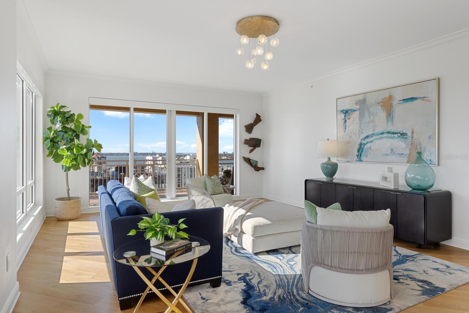 THE TOWER RESIDENCES - Residential