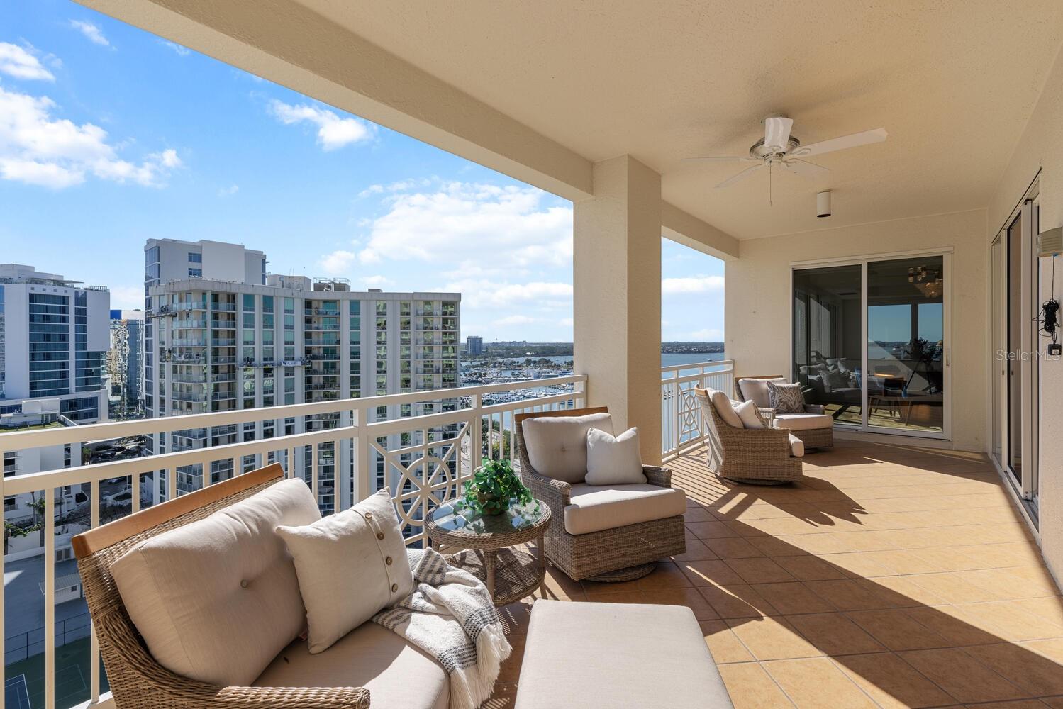 THE TOWER RESIDENCES - Residential