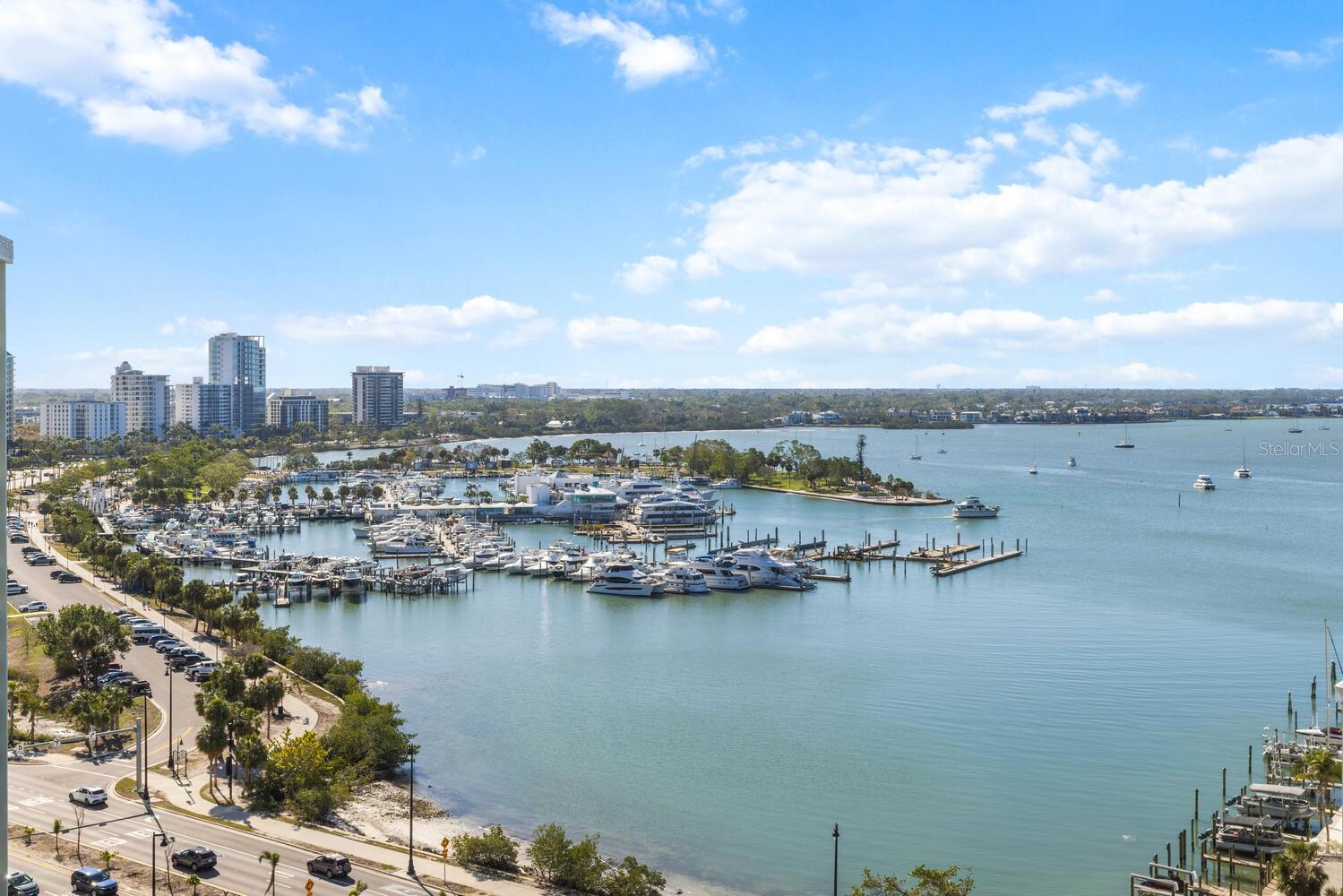 THE TOWER RESIDENCES - Residential