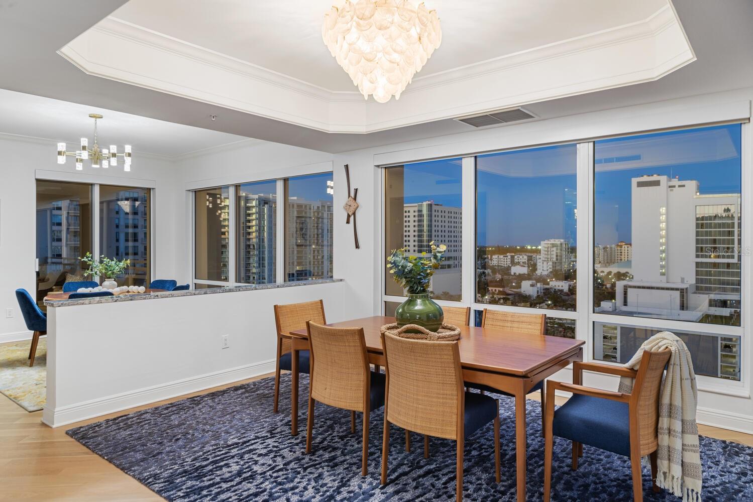 THE TOWER RESIDENCES - Residential