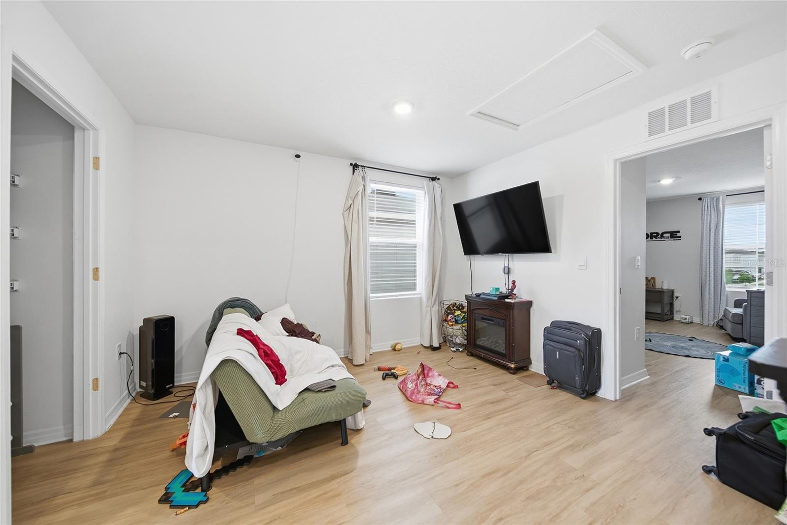 SUWANNEE LAKESIDE PH 2 & 3 - Residential