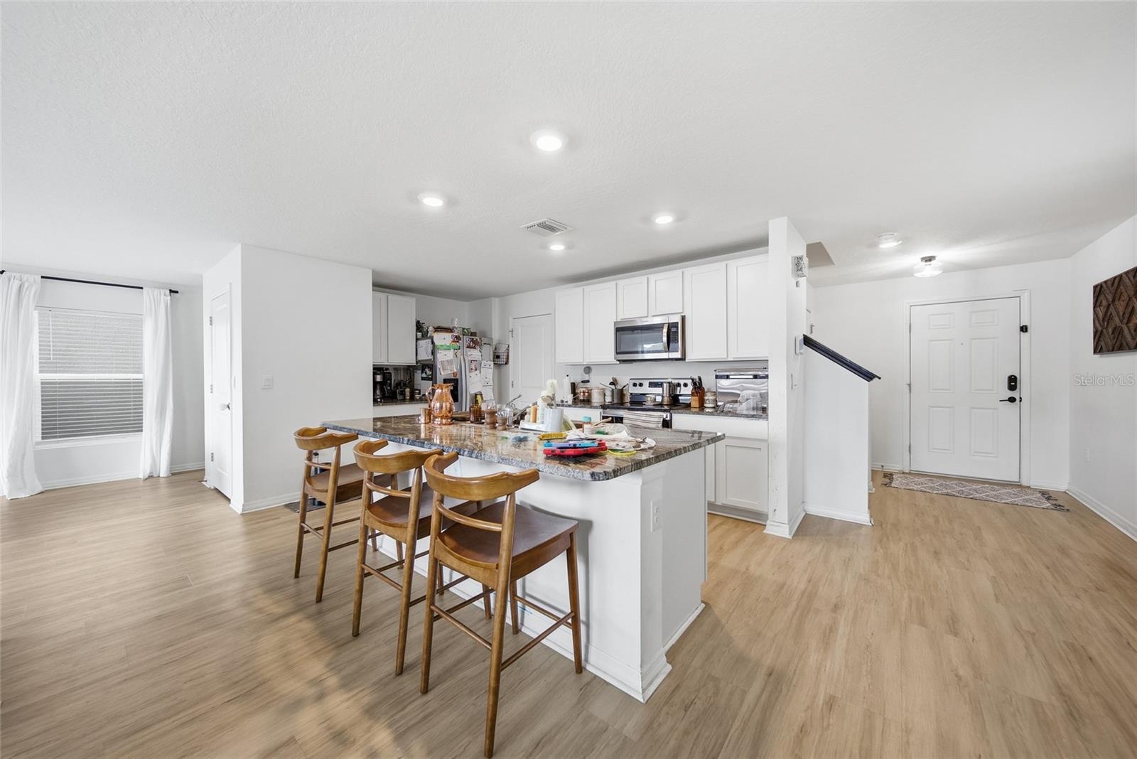 13763 THIMBLEBERRY DRIVE