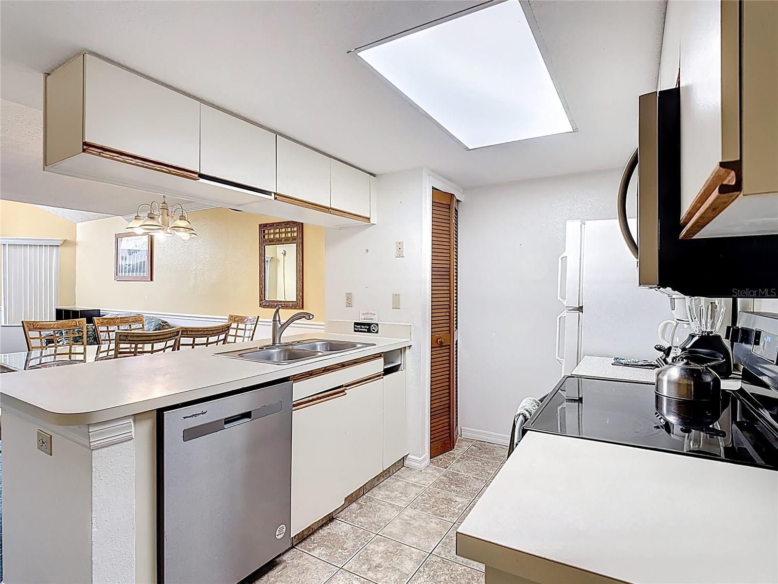 VILLAS AT SOMERSET THE - Residential