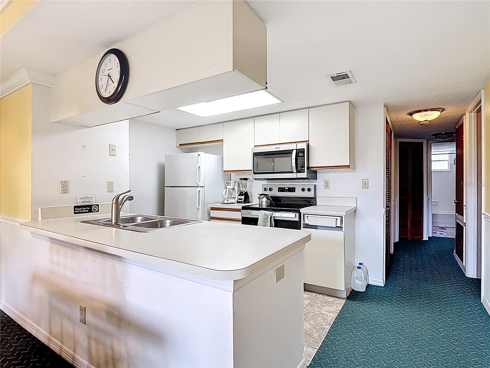 VILLAS AT SOMERSET THE - Residential