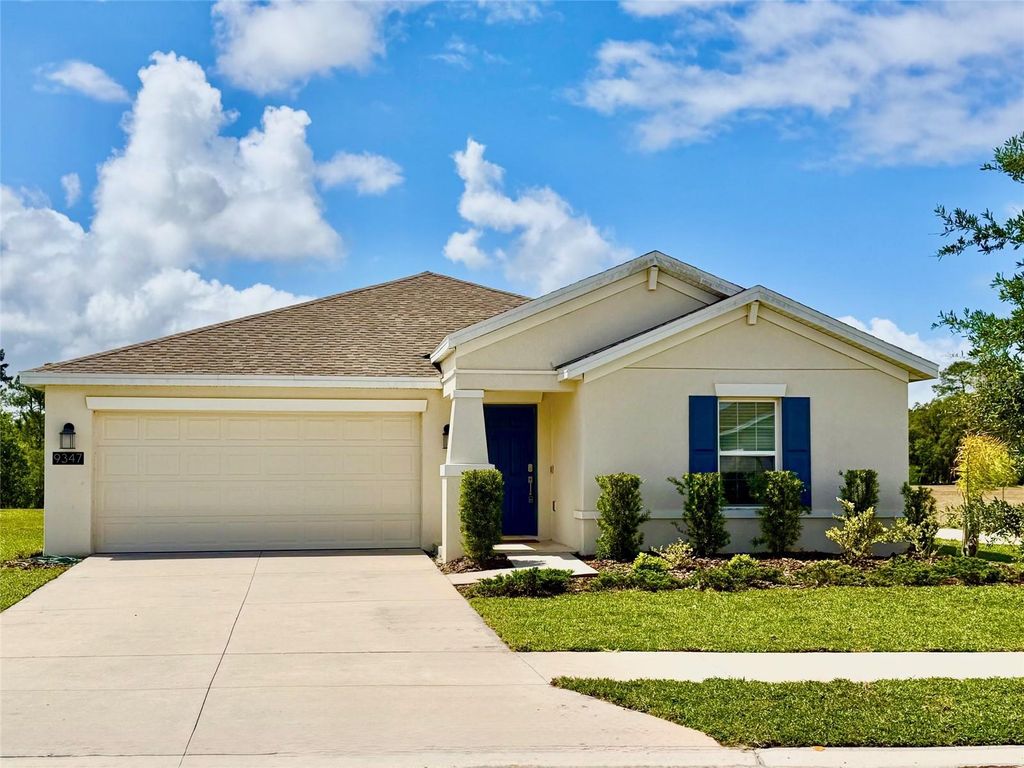 Photo of 9347 Revere Avenue, Leesburg, FL 34788 (MLS # O6406546)