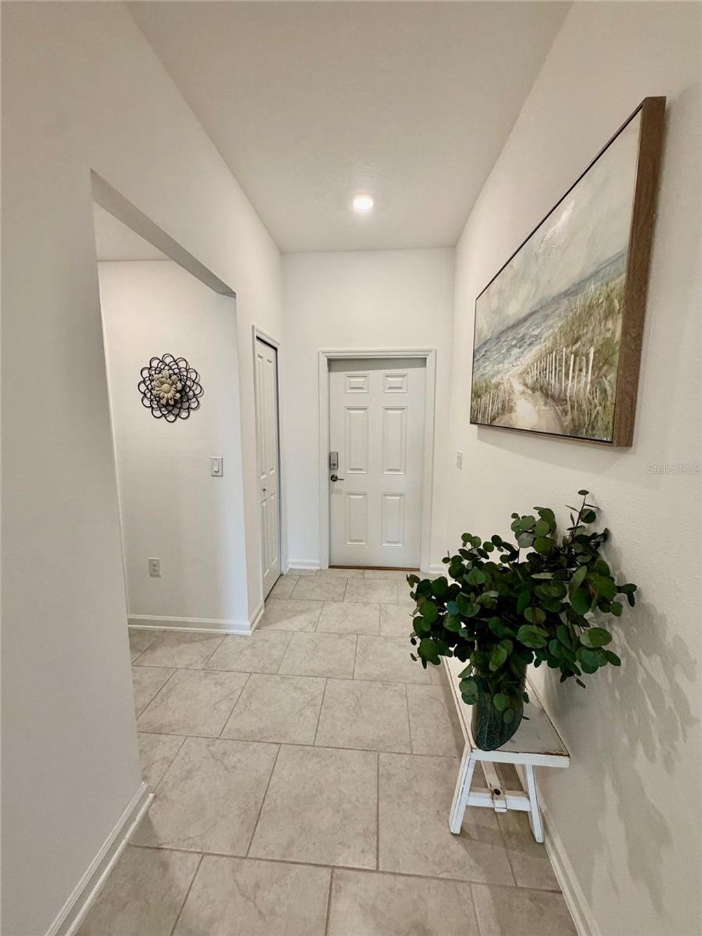 Photo of 9347 Revere Avenue, Leesburg, FL 34788 (MLS # O6406546)