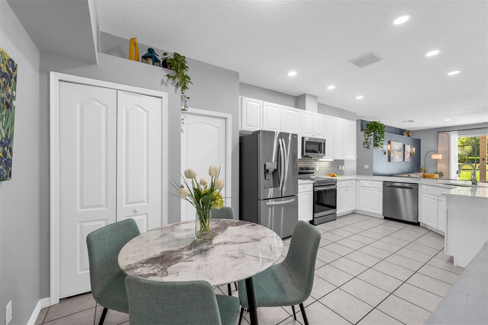 STONEYBROOK - Residential