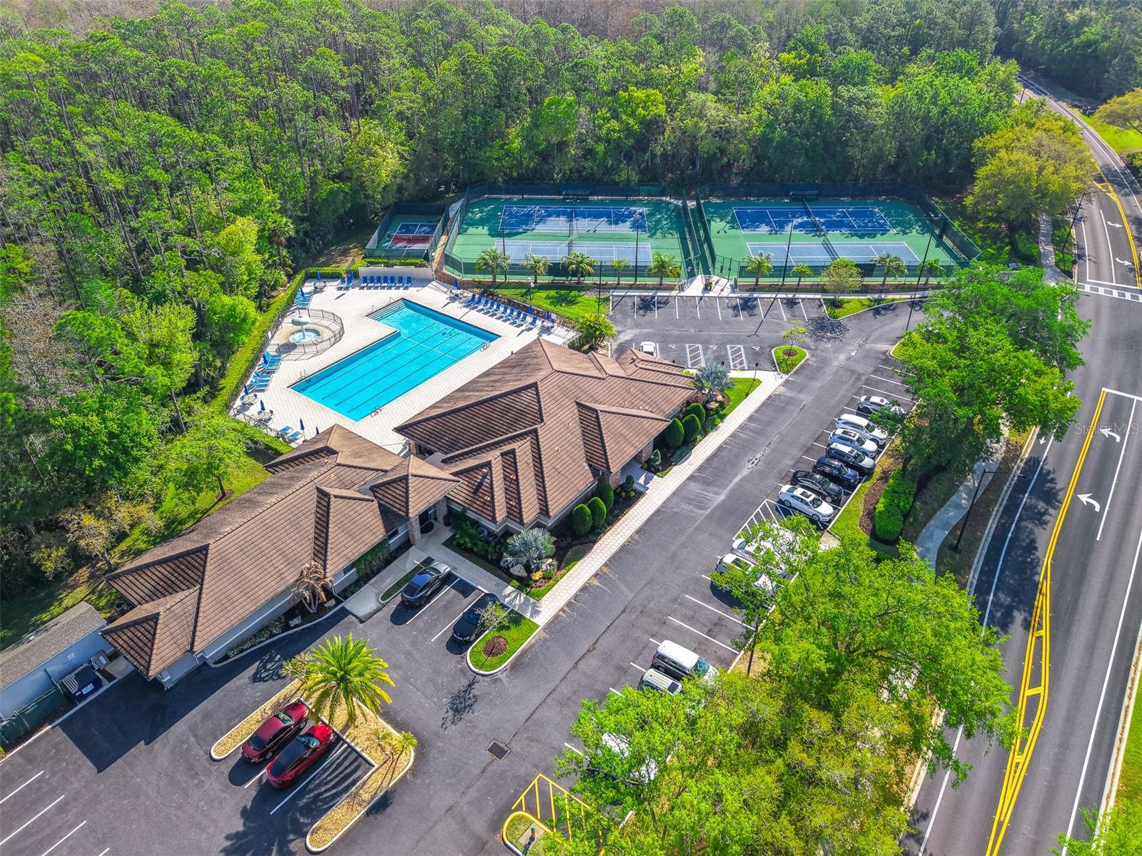 STONEYBROOK - Residential