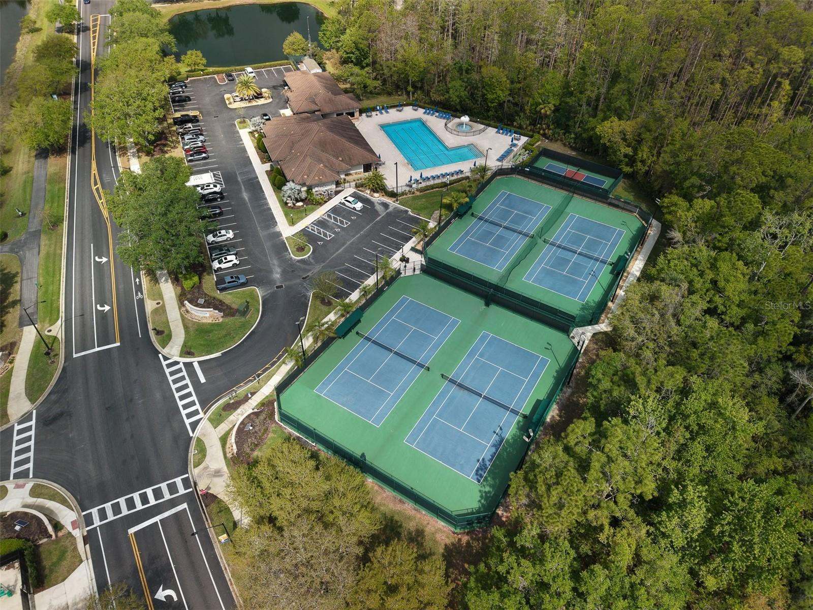 STONEYBROOK - Residential