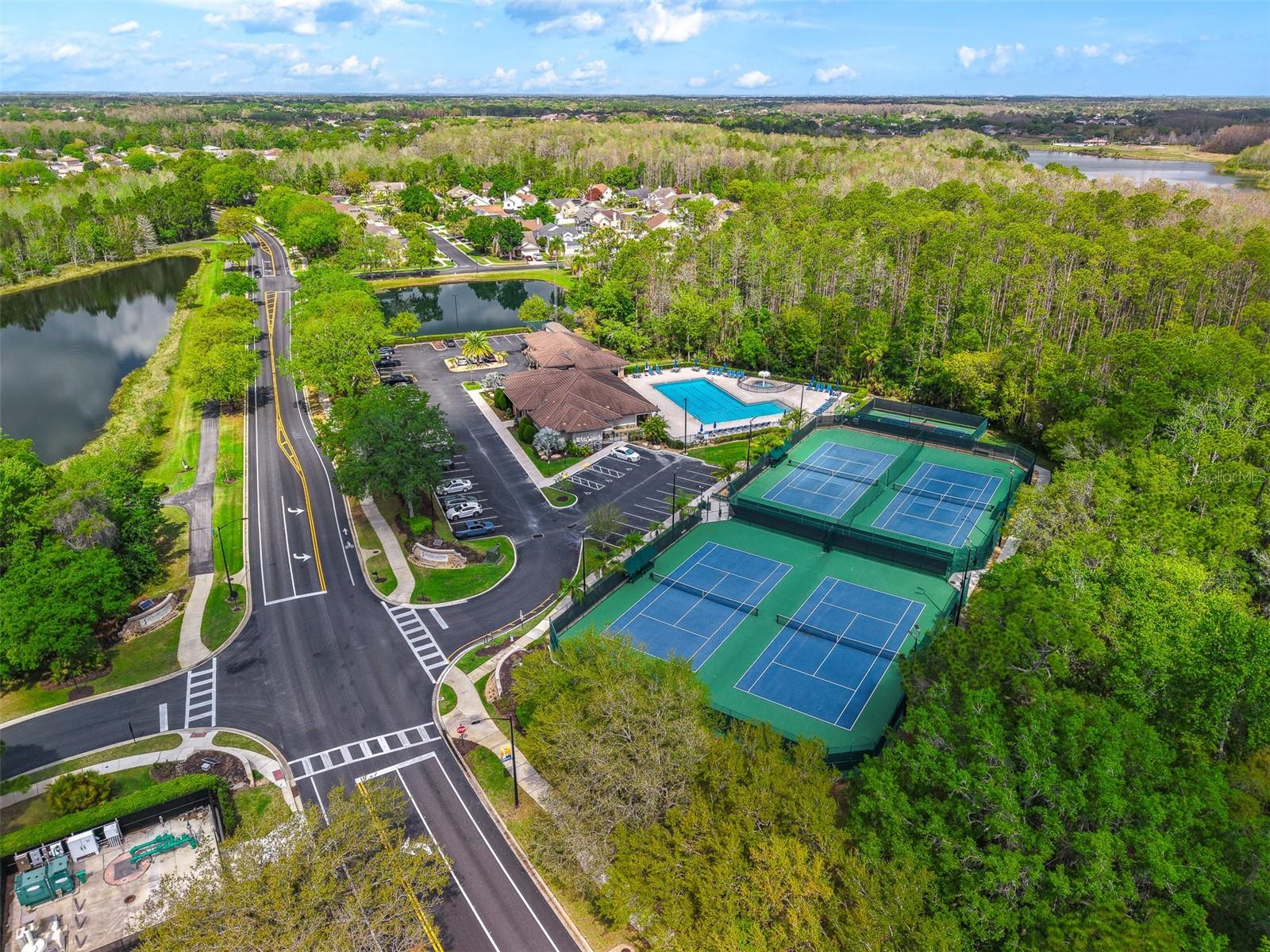 STONEYBROOK - Residential