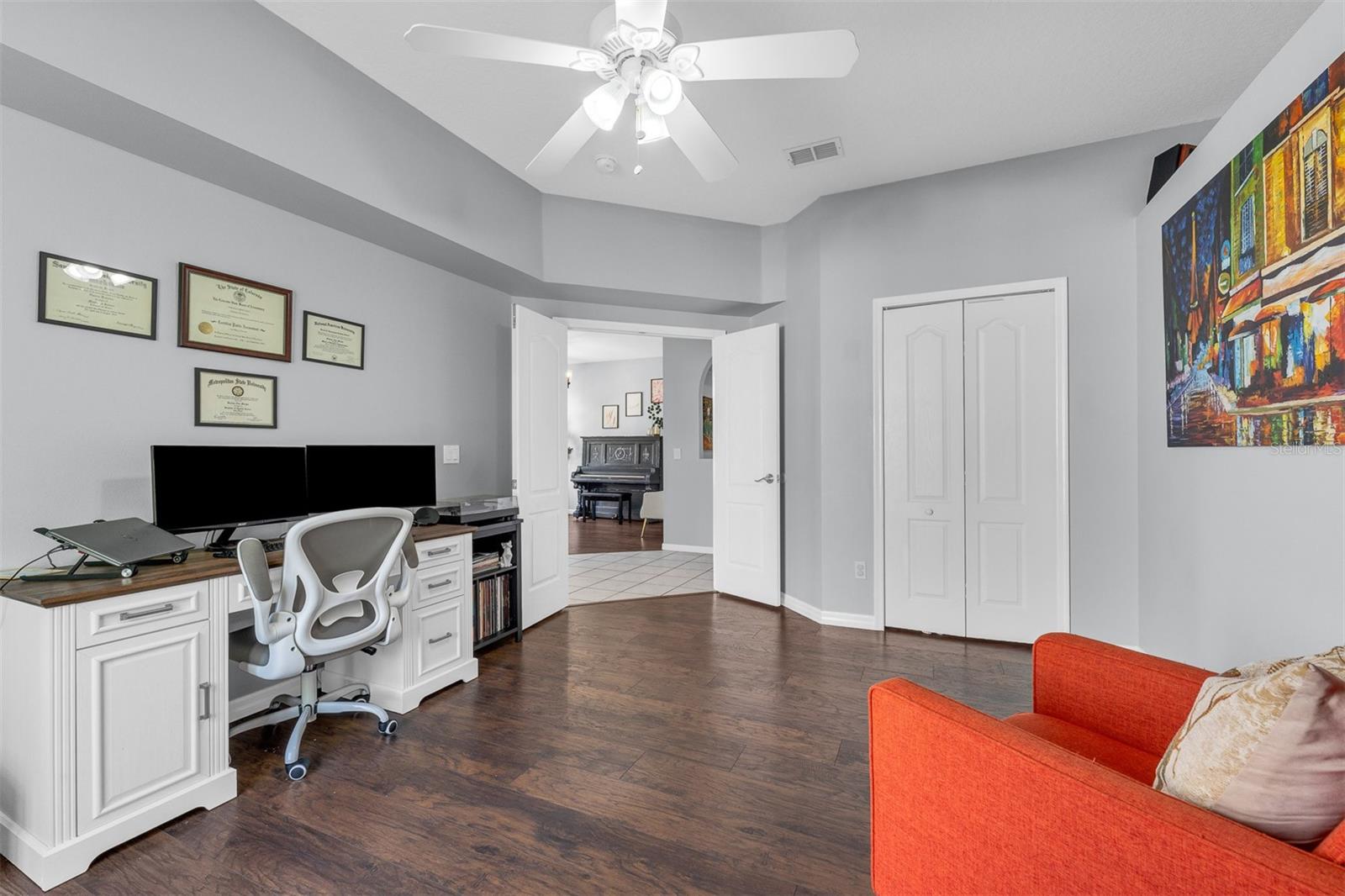 STONEYBROOK - Residential