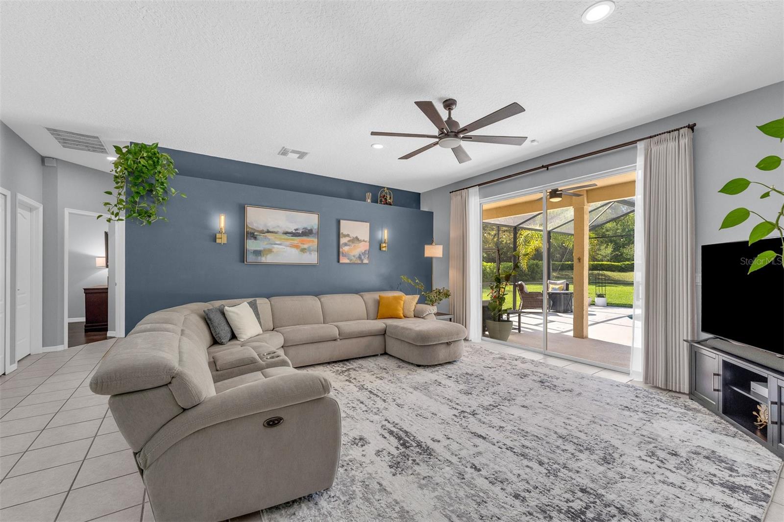 STONEYBROOK - Residential