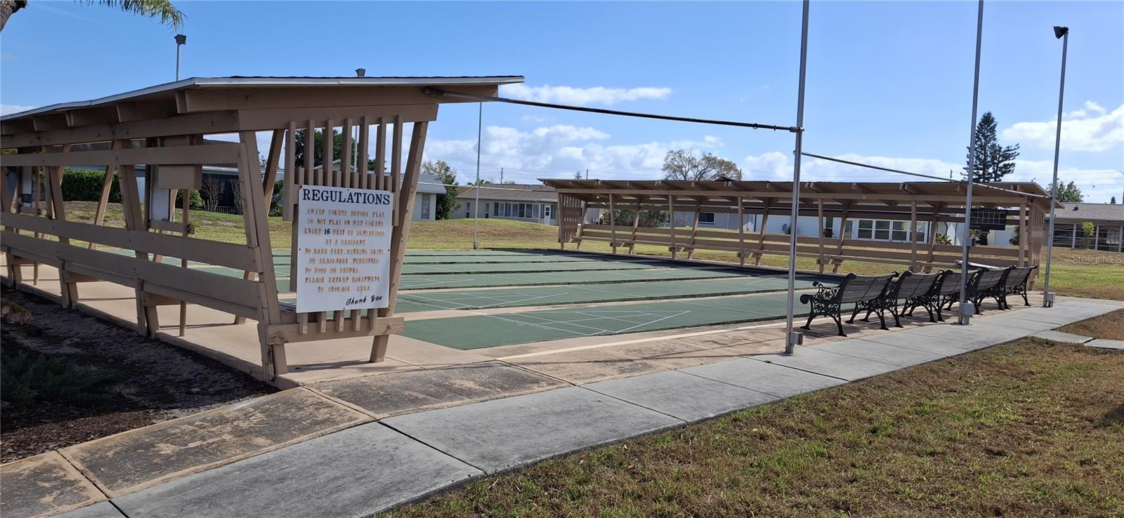 LAKES VILLAS CONDO I - Residential