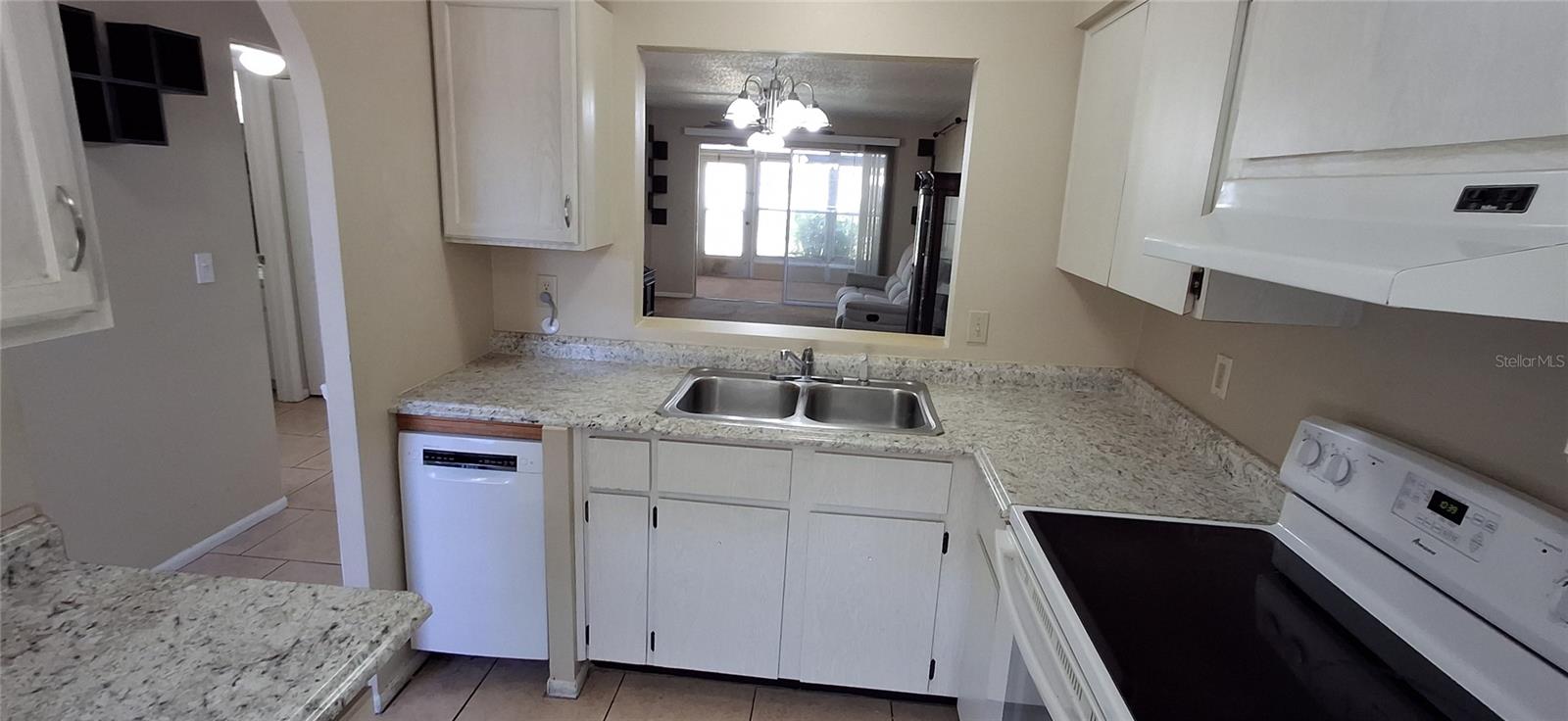 LAKES VILLAS CONDO I - Residential