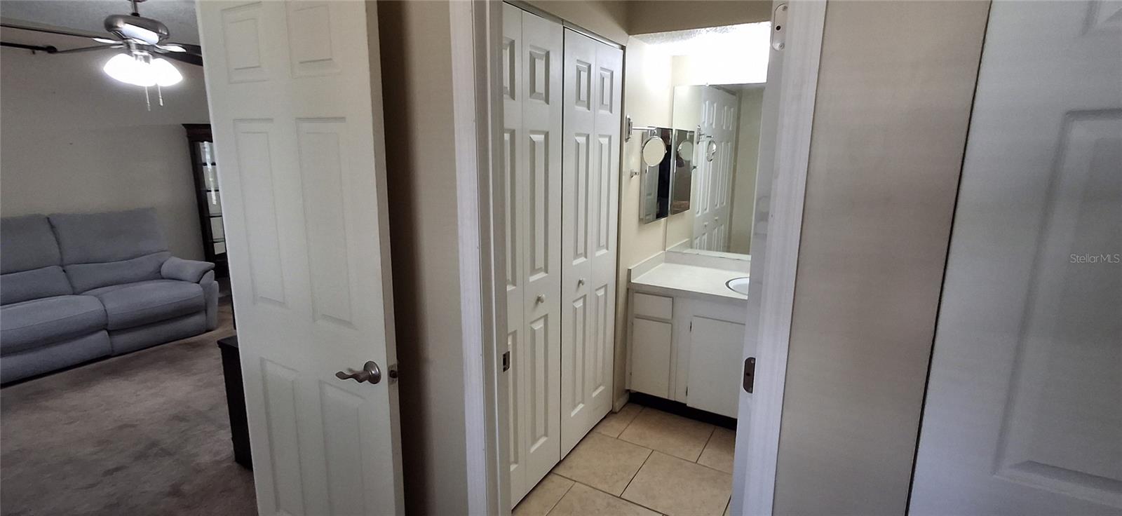 LAKES VILLAS CONDO I - Residential