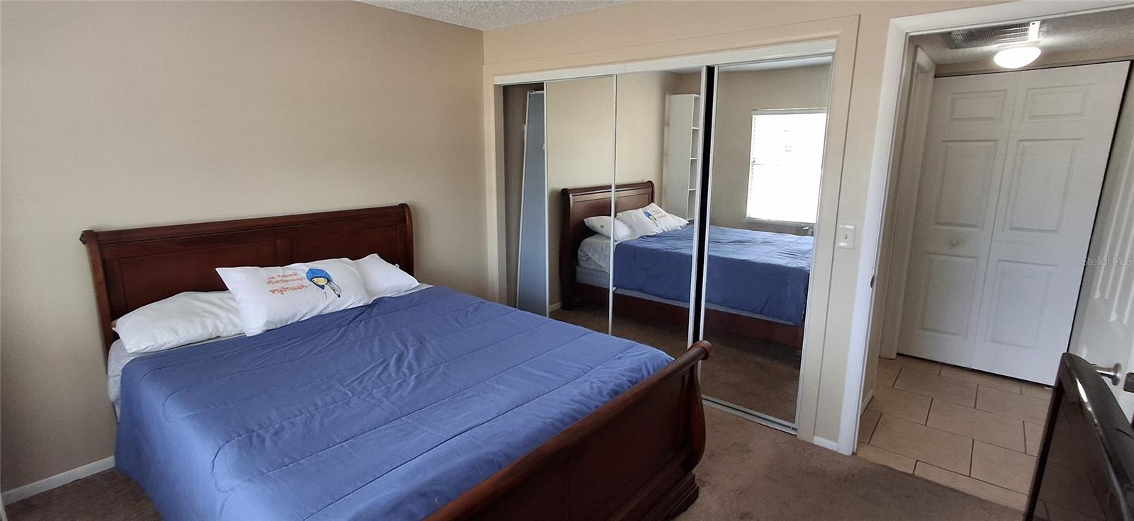 LAKES VILLAS CONDO I - Residential