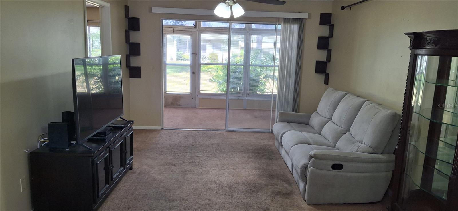 LAKES VILLAS CONDO I - Residential