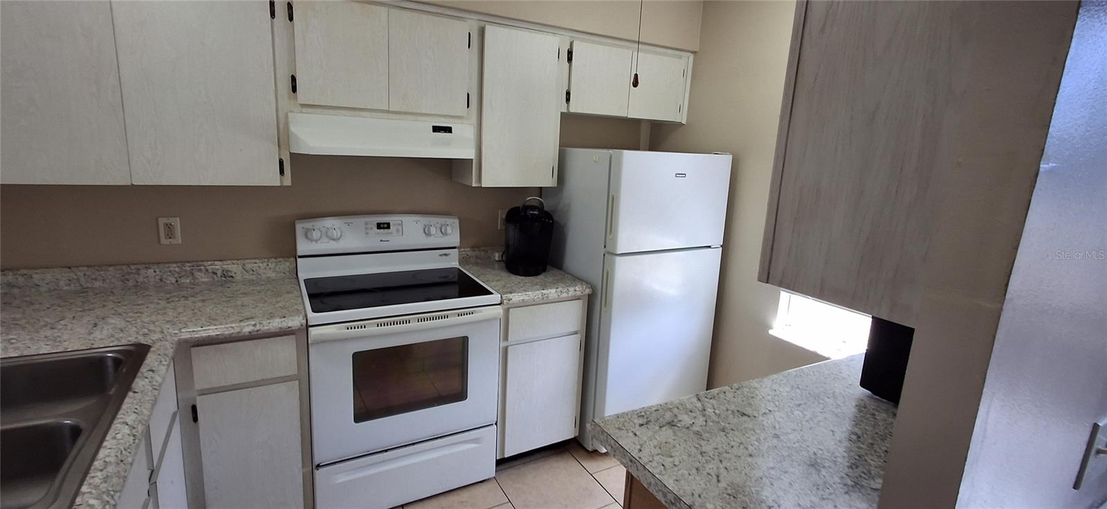 LAKES VILLAS CONDO I - Residential