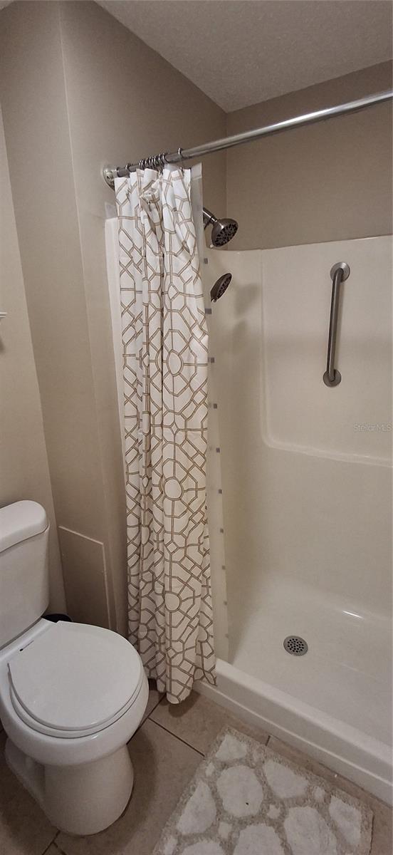 LAKES VILLAS CONDO I - Residential