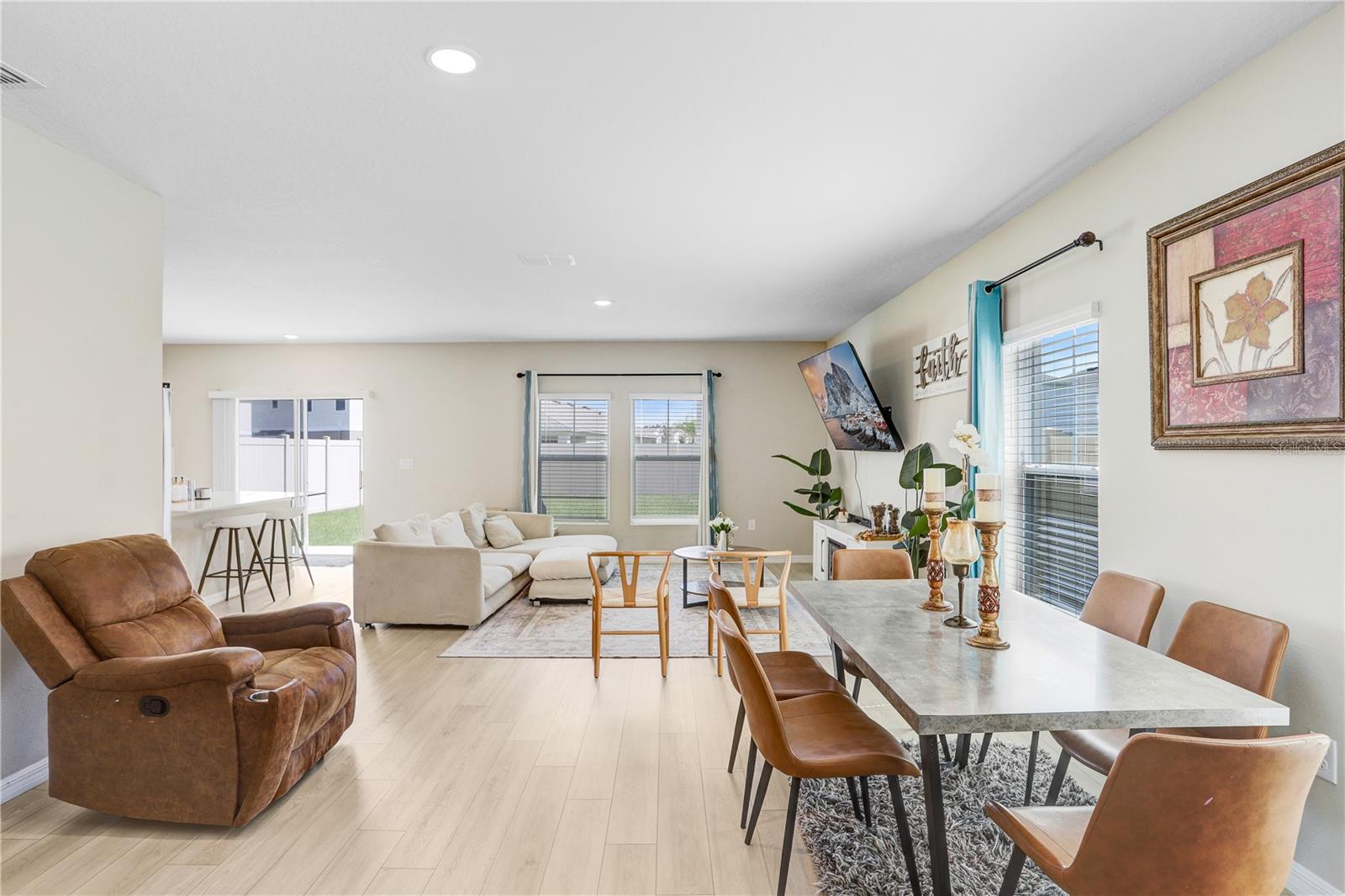 CROSSWIND POINT PH II - Residential Lease