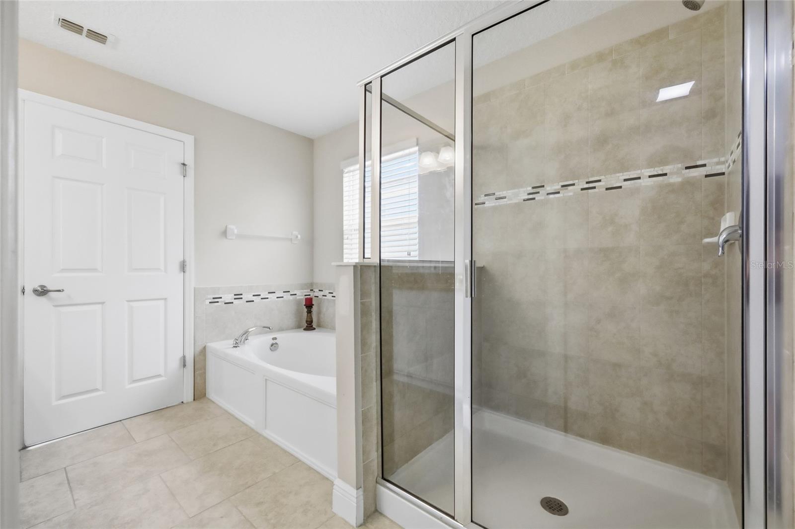 ARDMORE RESERVE - Residential