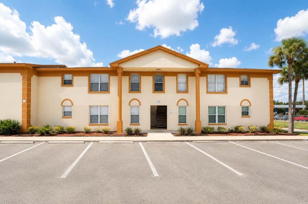Photo of 1807 Michigan Avenue #B, Kissimmee, FL 34744 (MLS # S5156283)