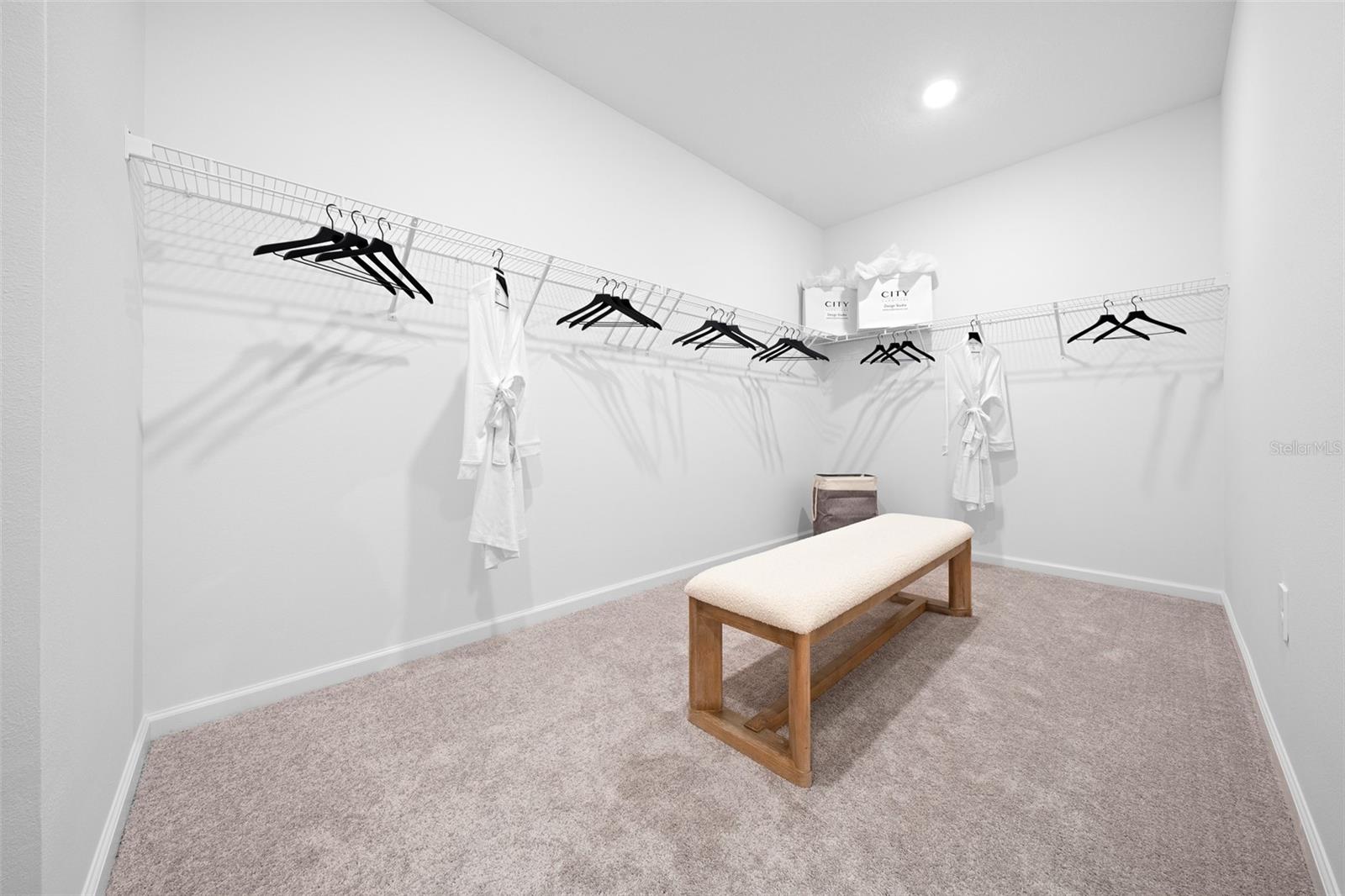 PIONEER RANCH - Residential