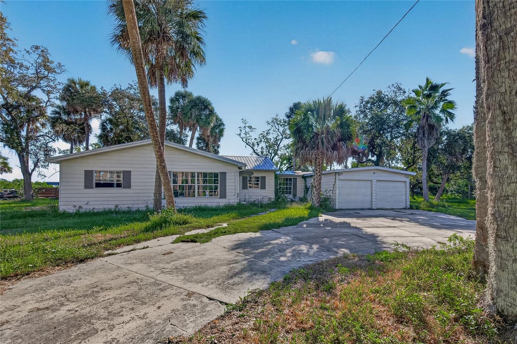 Photo of 512 S 512st Street, Tampa, FL 33619 (MLS # TB8558614)