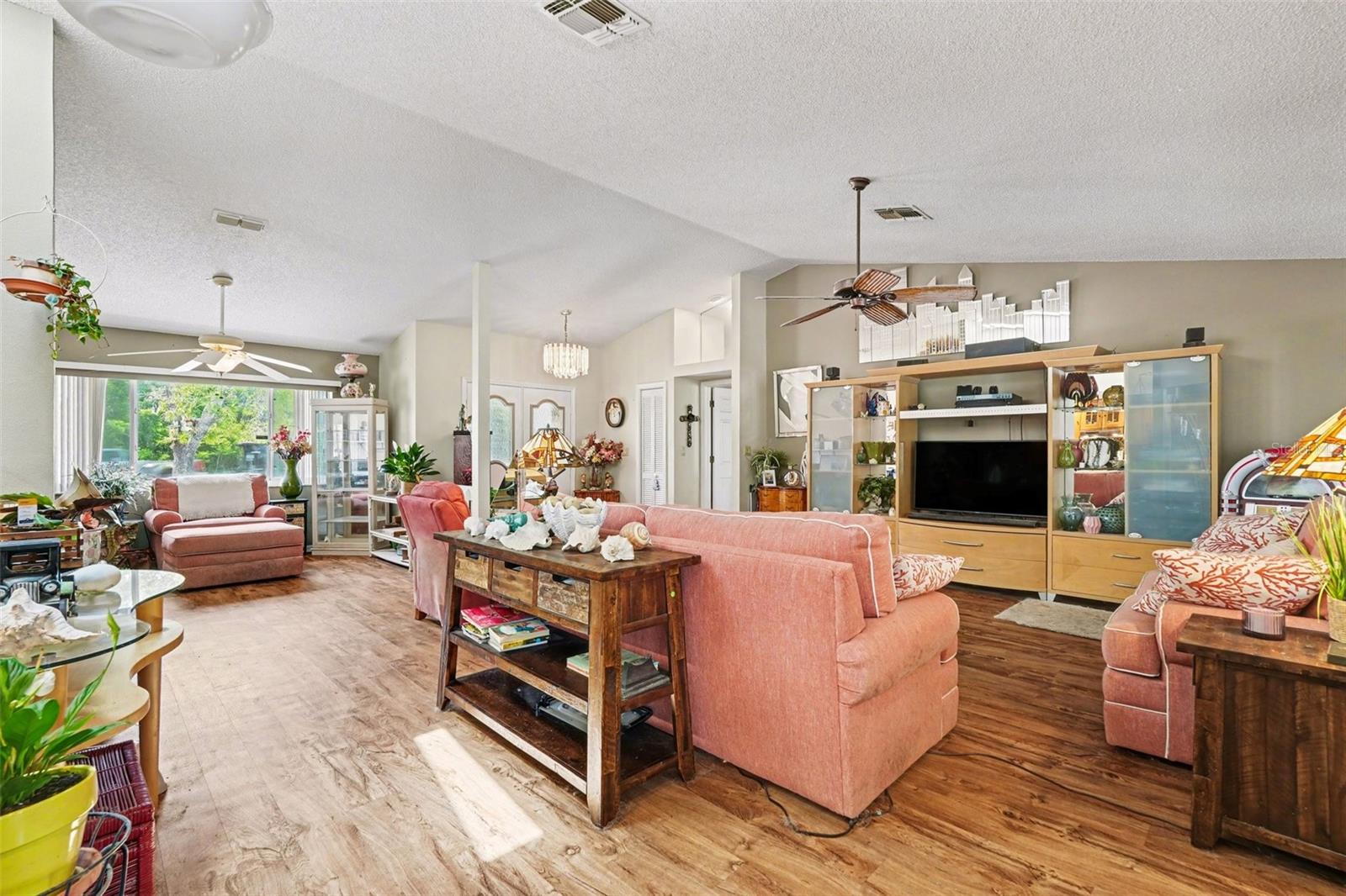 SPRING HILL UNIT 22 - Residential