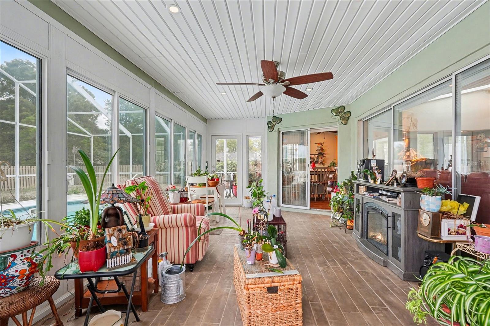 SPRING HILL UNIT 22 - Residential