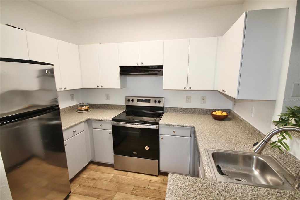 Photo of 300 E South Street #1015, Orlando, FL 32801 (MLS # O6407963)