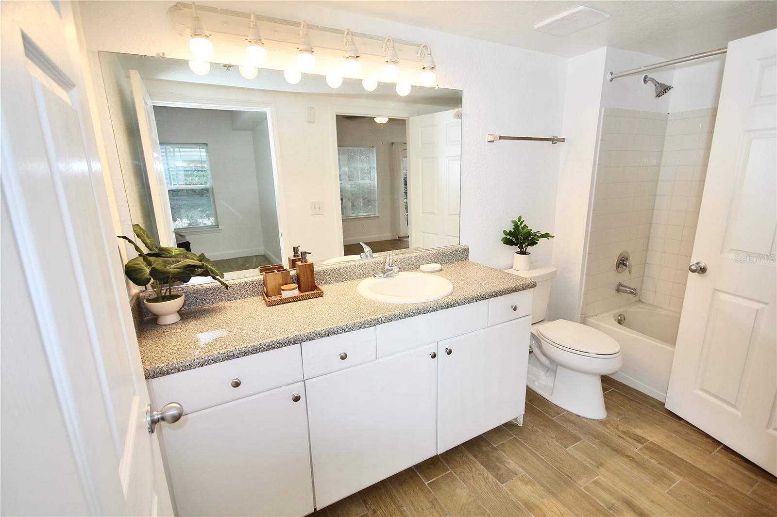 GRANDE DOWNTOWN ORLANDO - Residential