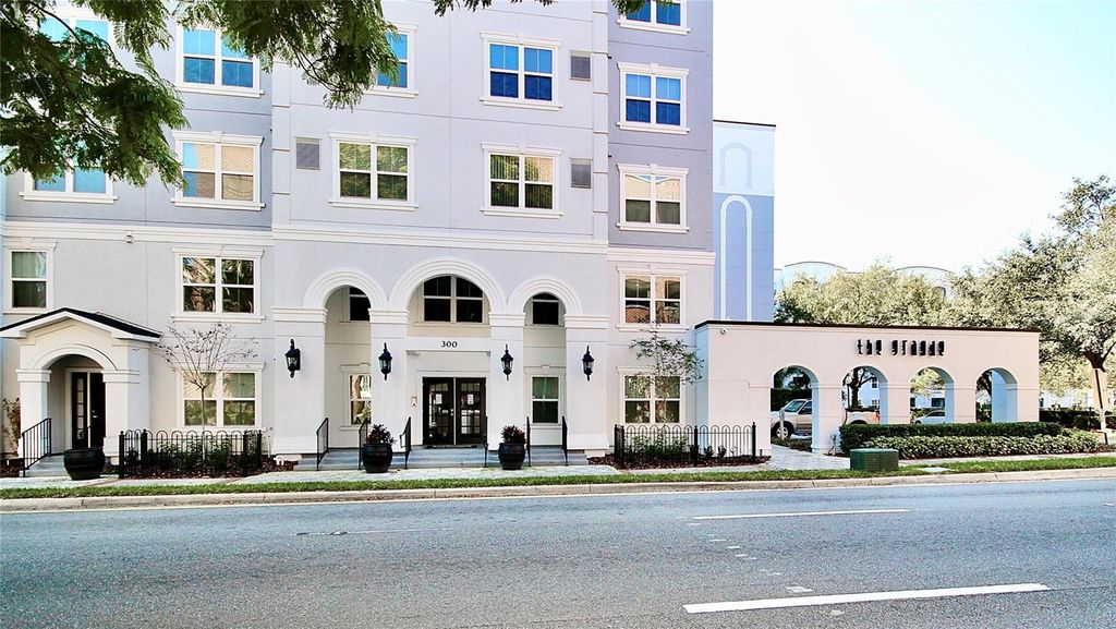 Photo of 300 E South Street #1015, Orlando, FL 32801 (MLS # O6407963)