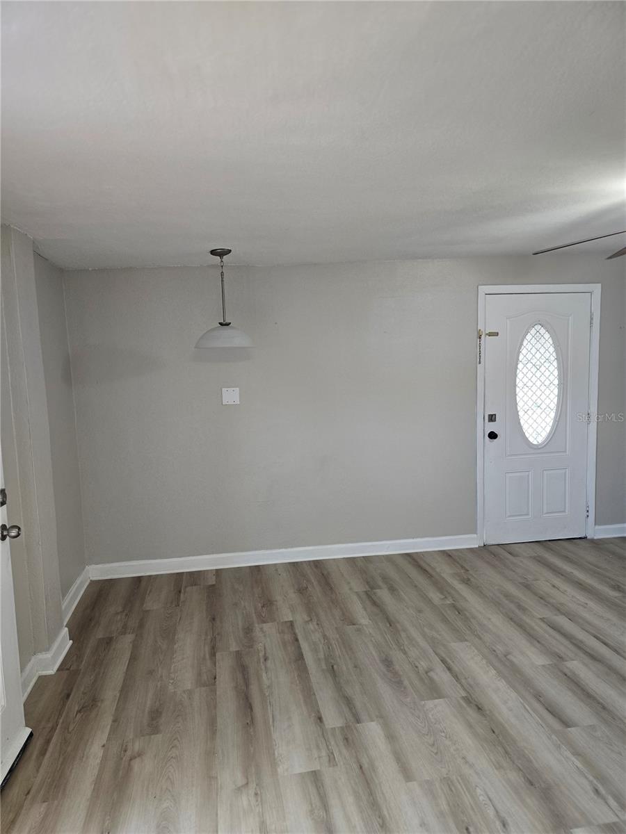 PINE CREST VILLA ADD - Residential