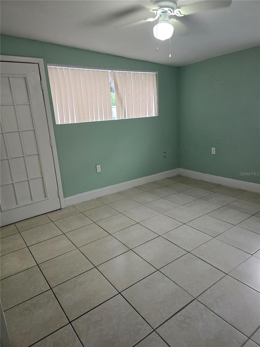 PINE CREST VILLA ADD - Residential