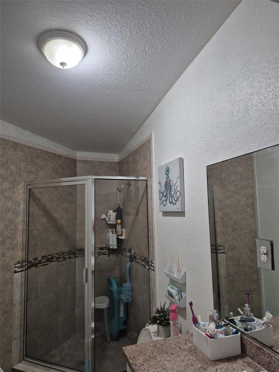 PINE CREST VILLA ADD - Residential